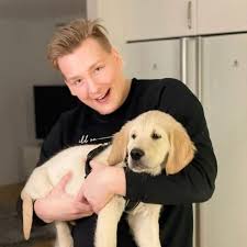 He originally created the channel to help people invest in ripple during the early ripple boom. Ivan On Tech Youtube
