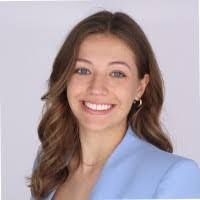 Valerie Minnick's Instagram, Twitter & Facebook