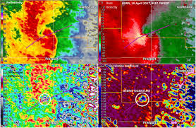 The april 16, 1998 tornado outbreak across middle tennessee produced six significant tornado tracks and property damage in excess of 133 million dollars in middle and east tennessee. Nws Grand Rapids On Twitter Tornado Debris Signature Emerged On Dual Pol Radar Data At 8 37 Pm Monday Above The Tyler Creek Golf Course