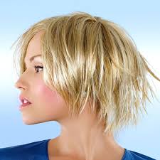 frecher fransiger short bob bob frisuren kurz und mittellang bob frisur frisuren kurzhaarfrisuren