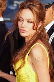 Angelina jolie ist eine der erfolgreichsten frauen hollywoods. Angelina Jolie Wikipedia