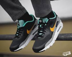 New Nike Air Max 90 Ultra Essential Enamel Green With Reflective Safari Print Panels On Feet Nike Air Max 90 Mens Nike Air Max 90 Nike Air Max 90 Black