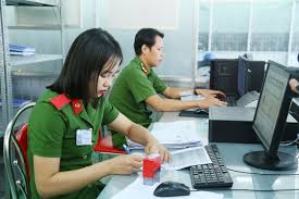 Bộ công an vừa có những giải đáp các thắc mắc một số câu hỏi thường gặp trong làm thẻ căn cước công dân gắn bổ sung thông tin ngày, tháng sinh để làm thẻ căn cước công dân gắn chíp điện tử như thế nào? Tháº» CÄƒn CÆ°á»›c Cong Dan Co Gáº¯n Chip Ä'iá»‡n Tá»­ Va Nhá»¯ng Ä'iá»u Cáº§n Biáº¿t Bao Binh DÆ°Æ¡ng Online