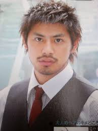 ４ｃｍガールが髪が細くておでこの広い男性に似合う 髪型をお教えします