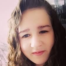 Demi Bishop (@Demiwdemi)