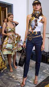 Best of VERSACE Spring 2018 • IN FASHION daily | Versace fashion, Fashion,  Womens fashion