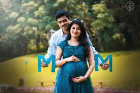 Posing for a maternity photo shoot when you're just days away from delivering a baby might not be your number one priority. Pin On Baby Shower