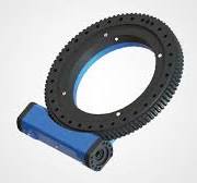W series heavy-duty slewing drive device | FH