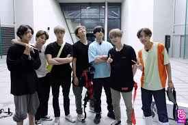 Tim takada memang hebat dia akan memulai lebih lambat seratus detik. Pin On Bts