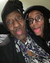 Jacquetta Harris's Instagram, Twitter & Facebook