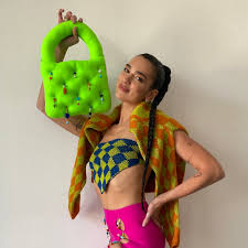 Born 22 august 1995) is an english singer and songwriter. How Dua Lipa Dressed For A Week Of Filming Campaigns And Grammy Rehearsals Vogue