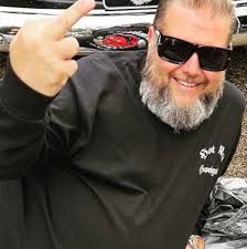 Anyone else got a copy of this? Not exactly rock n roll, but interestingly  cool ;)