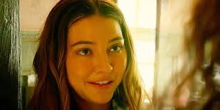 Sarah Cameron's Instagram, Twitter & Facebook