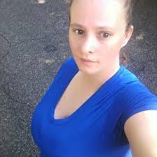 Alexis Wymer's Instagram, Twitter & Facebook