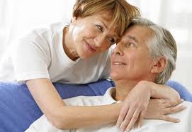 Le livre concerne surtout ma génération, celle des 60/75 ans, mais n'oublie pas les amours de vieillesse, car il y en a! Epingle Sur Magazine Senior Sante