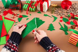 Hier findest du jede menge schöner weihnachtsbasteleien für kleine und große künstler. Bastelideen Tipps Und Anleitungen Fur Das Basteln Mit Kindern