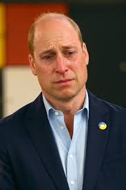 SAD NEW! Hours after the funeral, William and Kate collapsed in tears,  announcing a loss so devastating it left the monarchy gasping for air. At  an emergency midnight meeting, the revelation silenced