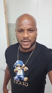 Zagueiro Domingos se oferece para jogar de graça no Santos