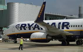 Ryanair lēti lidojumi no rīgas, latvija: Ryanair S Cabin Bag Policy Is Changing