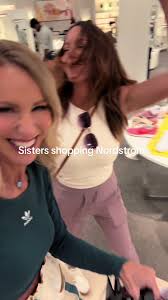 Sisters Shopping Day: Age Difference Doesn't Matter