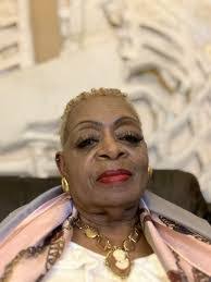 Reba Kellum's Instagram, Twitter & Facebook