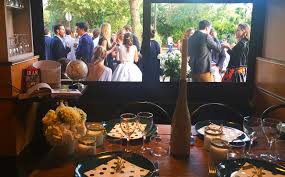 Vous découvre ainsi notre sélection affinée des meilleurs restaurants pour mariage de paris à privatiser. Mariage Darya Gregoire Reception Restaurant Moncoeur Belleville Paris Privatisation Moncoeurbelleville