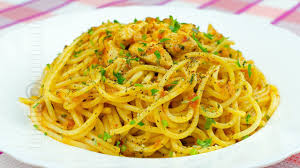 Poți observa câte elemente se simt diferit față de celelalte. Paste Cu Pui Si Sos De Rosii Jamilacuisine Youtube