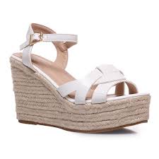 Je veux trouver des belles bottes et chaussures femme de bonne qualité pas cher ici chaussures compensées blanches. Compensees Blanches Www Macj Com Br