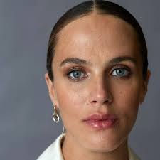 Jessica Brown-Findlay | Downton Abbey Wiki | Fandom