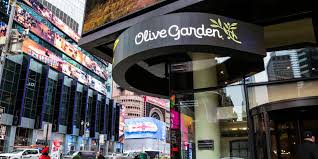In 1995, olive garden, and the other restaurants owned by general mills, were spun off into a new independent company owned by stockholders called darden restaurants inc.along with olive garden, the company owns other popular restaurant chains such as longhorn steakhouse. Olive Garden S Times Square Restaurant Is Losing 300 000 Every Week