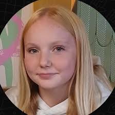 Children's twin silver cross pram With original bag never been outside  immaculate condition