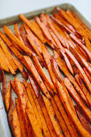 How To Make Sweet Potato Fries In The Oven Brooke Courtney Oven Roasted Sweet Potato Fries Oven Roasted Sweet Potatoes Sweet Potato Fries Baked