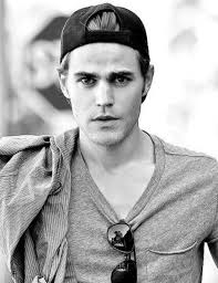 I love the backwards hat trend. Some guys just pull it off so well, and  he's one of them...