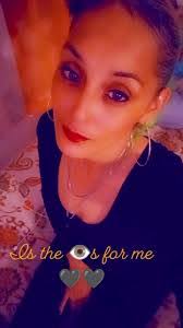 Dee Oquendo's Instagram, Twitter & Facebook