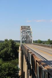Lucy Jefferson Lewis Memorial Bridge (Livingston County, K…