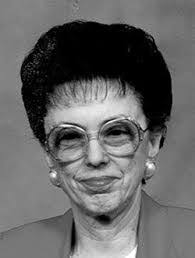 Jessie Underhill's Instagram, Twitter & Facebook