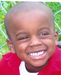 Gloria Ballou's Instagram, Twitter & Facebook