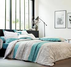 Nos parures de lit sont composées d'une housse de couette, et de deux taies d'oreillers au minimum. Housse De Couette Bleu Canard 20 Housses Au Top Pour La Deco