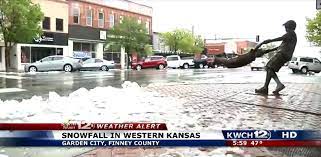 Check spelling or type a new query. Snow Falls In Garden City In Late April