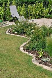 Rasenkantensteine Richtig Setzen Verlegen Die 10 Besten Tipps