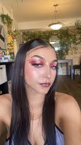 Hi! I'm new to the area and I'm looking for a pet-friendly apartment. Does  anyone have any information? TIA 🙏