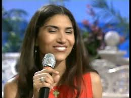 Deleon Richards performing None Like You