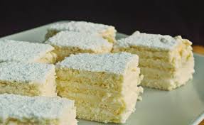 Reteta alba ca zapada din categoria prajituri. Retete Papa Bun Prajitura Alba Ca Zapada Facebook