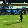المريخ يفوز على الهلال ويتوج بطلاً للدوري السوداني للموسم الثالث على التوالي. 1