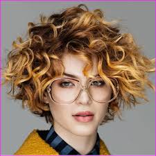 Here you are, 15 short curly hair for round faces. Best Short Haircuts For Curly Hair Round Face 2019 Best Short Haircuts