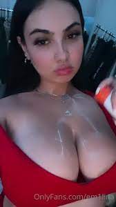 Em1lina who likes me all oiled up xxx onlyfans porn videos - CamStreams.tv