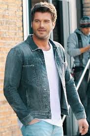 Kivanc Tatlitug Born October 27 1983 In Adana Turkey Turkish Actor Model And Former Basketball Player Kivanctatlitug Kivanct 2020 Spor Giyim Unluler Aktor