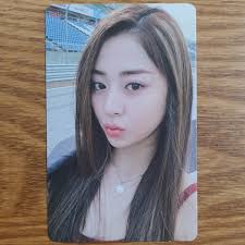 Le Sserafim Crazy Official Photocard Yunjin Heather Rocks Version Huh  Yunjin Official Photocard Le Sserafim 1st