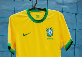 Selecao Brasileira Apresenta Nova Camisa Em Homenagem Ao Tri Mundial De 1970 Bem Parana
