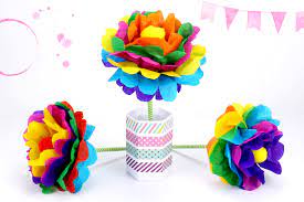 De plus, le résultat obtenu est remarquable, semblable aux roses naturelles ou aux pivoines de votre jardin. Faire Une Fleur En Papier Methode Facile Activites Enfantines 10 Doigts